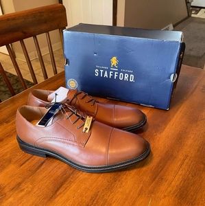 Stafford Classico Tan, size 12.